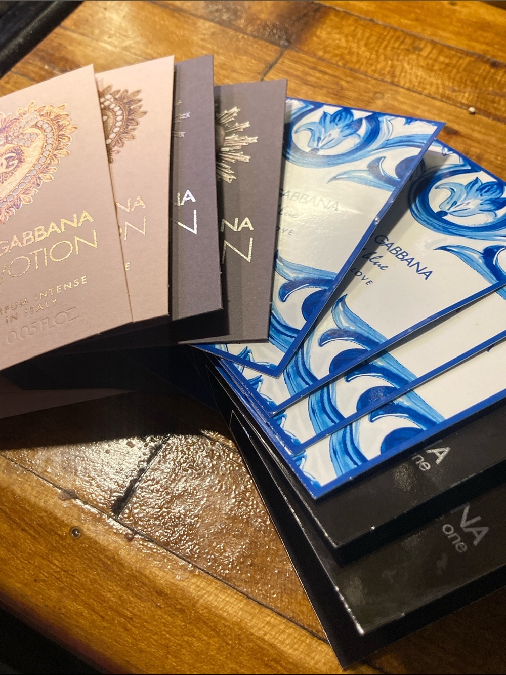 Dolce & Gabbana Sample Card Scents